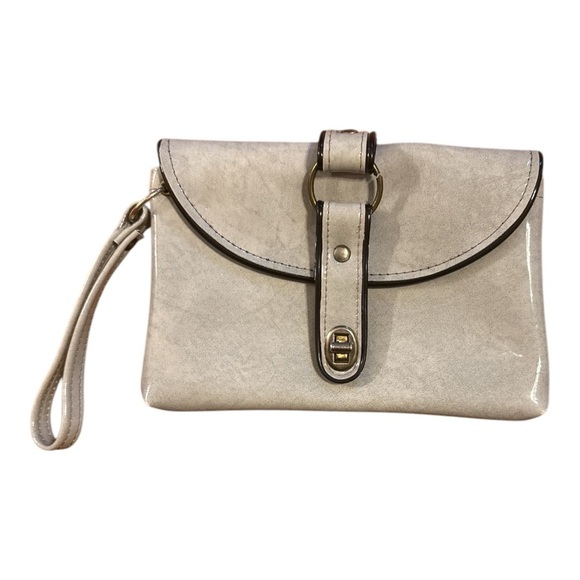 🧡 5 for $25 🧡 Elegant Cream Clutch Bag - Picture 1 of 3